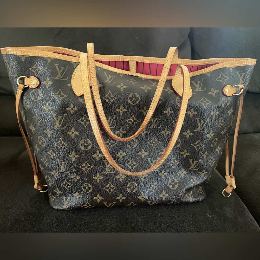 Louis Vuitton Neverfull MM Monogram
